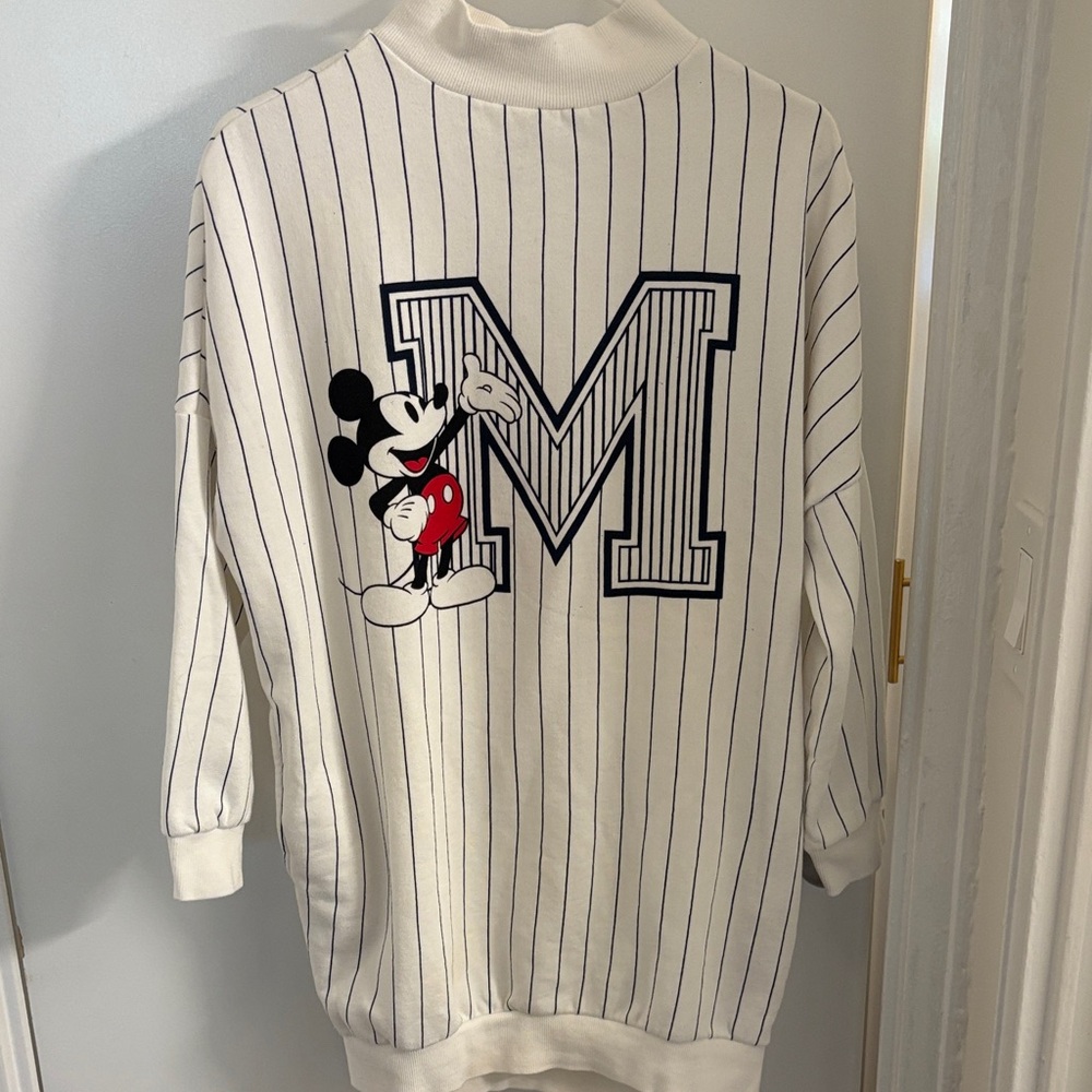 Disney Turtleneck Sweater with Mickey Mouse - White and Black